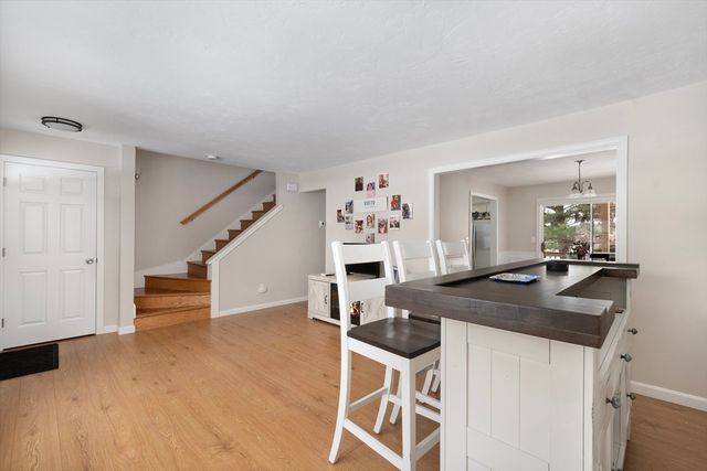 34 Rosslare Drive 108, Worcester, MA 01602