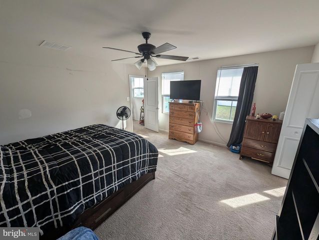 132 SWITCHGRASS CT, Bunker Hill, WV 25413