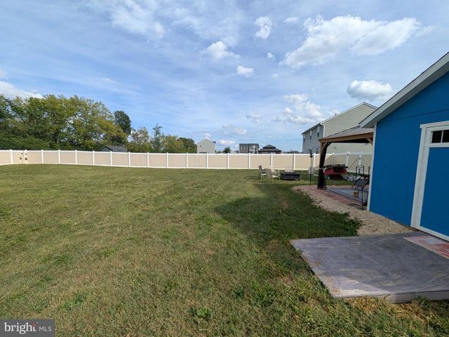 132 SWITCHGRASS CT, Bunker Hill, WV 25413