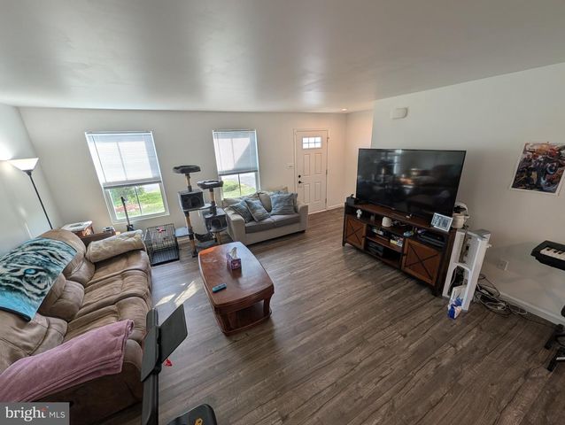 132 SWITCHGRASS CT, Bunker Hill, WV 25413