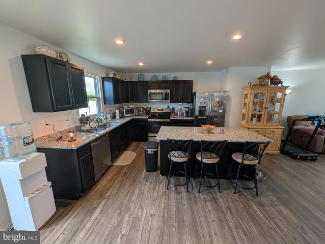 132 SWITCHGRASS CT, Bunker Hill, WV 25413