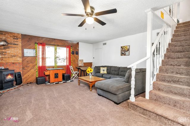 245 Mountain Shadow Drive, Wofford Heights, CA 93285