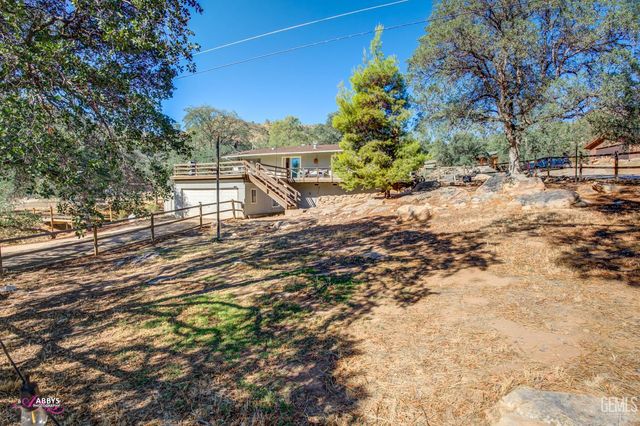 245 Mountain Shadow Drive, Wofford Heights, CA 93285