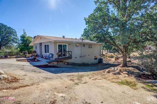 245 Mountain Shadow Drive, Wofford Heights, CA 93285
