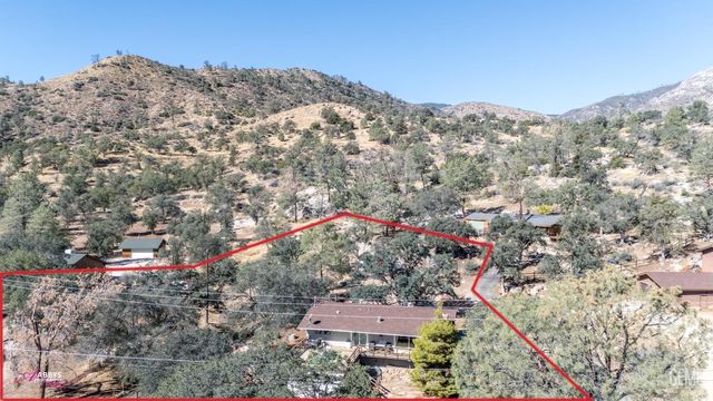 245 Mountain Shadow Drive, Wofford Heights, CA 93285