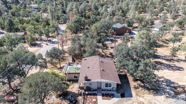 245 Mountain Shadow Drive, Wofford Heights, CA 93285
