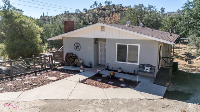 245 Mountain Shadow Drive, Wofford Heights, CA 93285