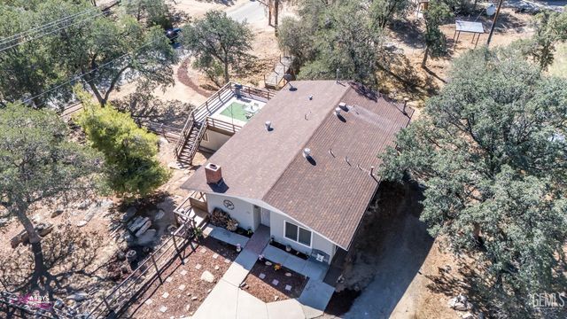 245 Mountain Shadow Drive, Wofford Heights, CA 93285
