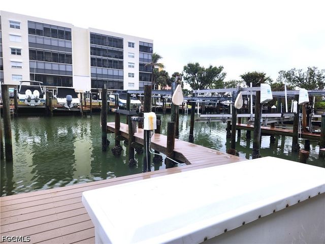 4511 Bay Beach Lane, Fort Myers Beach, FL 33931