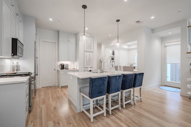 4514 Fairway Avenue, Highland Park, TX 75219