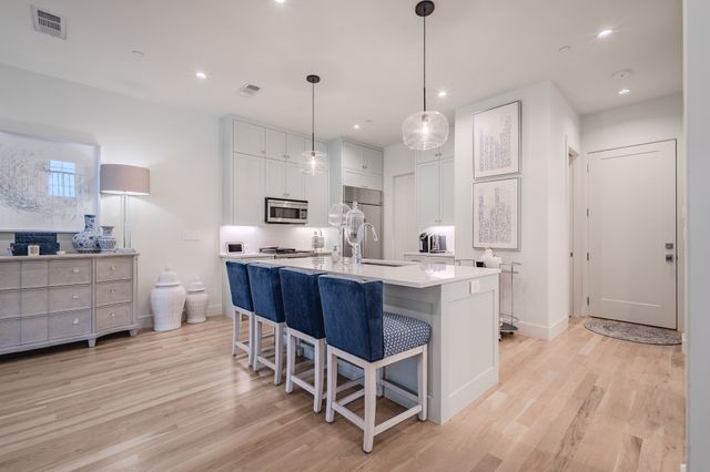 4514 Fairway Avenue, Highland Park, TX 75219