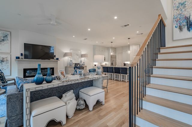 4514 Fairway Avenue, Highland Park, TX 75219