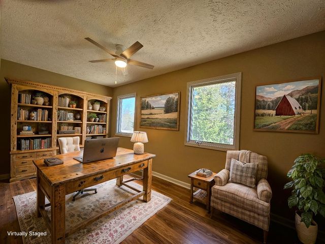 1830 S West Bay Shore Drive, Suttons Bay Twp, MI 49682