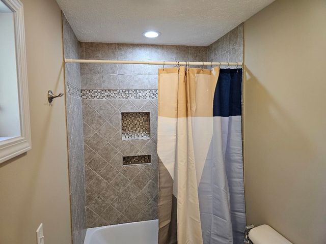 1830 S West Bay Shore Drive, Suttons Bay Twp, MI 49682