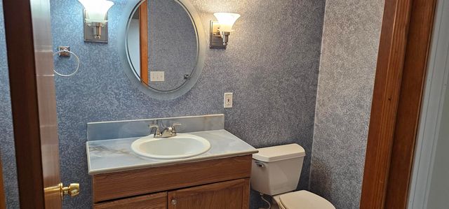 1830 S West Bay Shore Drive, Suttons Bay Twp, MI 49682