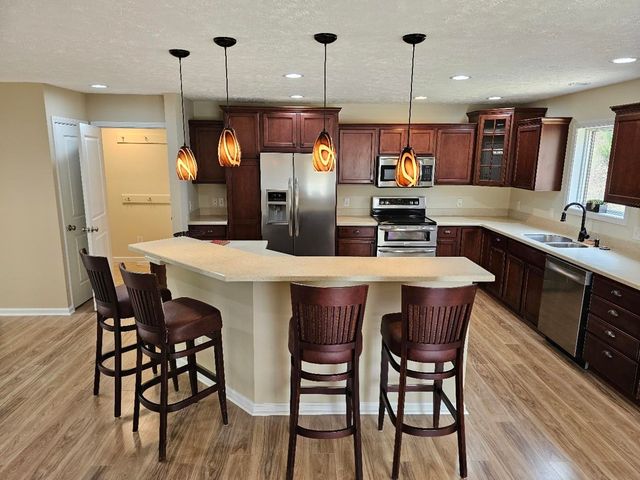 1830 S West Bay Shore Drive, Suttons Bay Twp, MI 49682