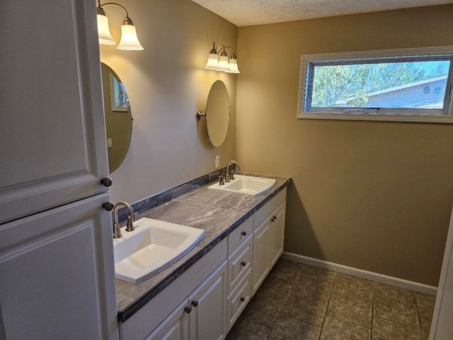 1830 S West Bay Shore Drive, Suttons Bay Twp, MI 49682