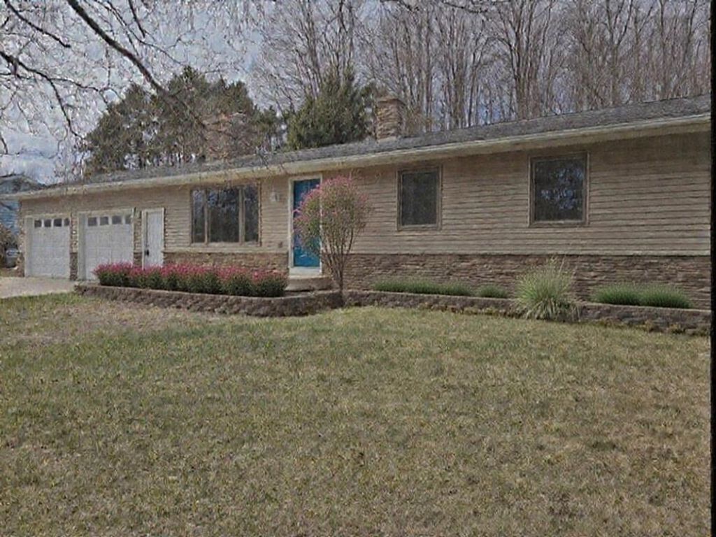 1830 S West Bay Shore Drive, Suttons Bay Twp, MI 49682