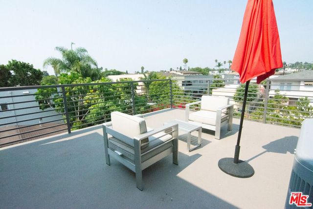 2006 S Corning Street, Los Angeles, CA 90034