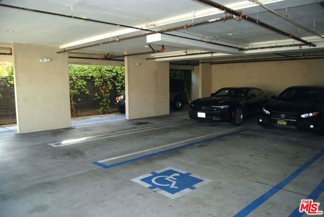 2006 S Corning Street, Los Angeles, CA 90034