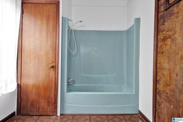 2121 47TH PLACE, Birmingham, AL 35208