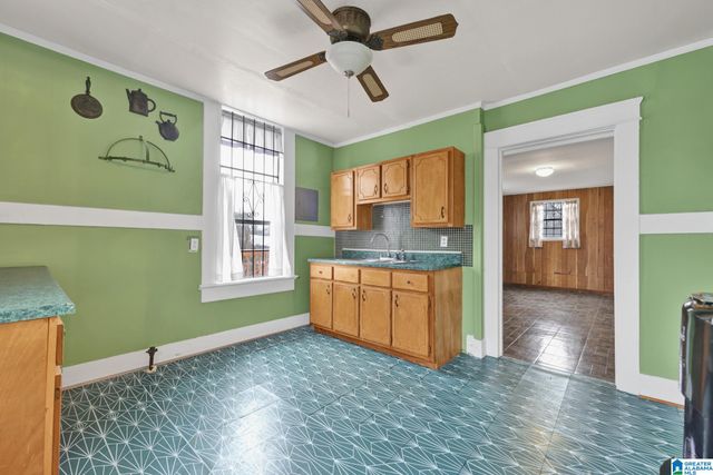 2121 47TH PLACE, Birmingham, AL 35208