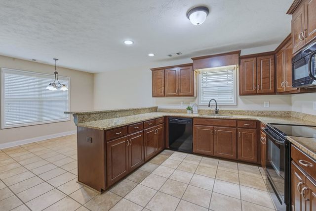 4 Hickory Heights Drive, Phenix City, AL 36870