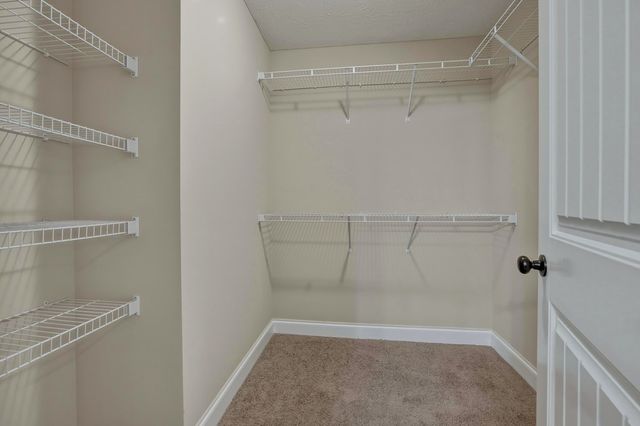 4 Hickory Heights Drive, Phenix City, AL 36870