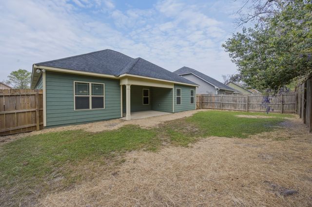 4 Hickory Heights Drive, Phenix City, AL 36870