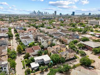 6132 Maxie Street, Houston, TX 77007