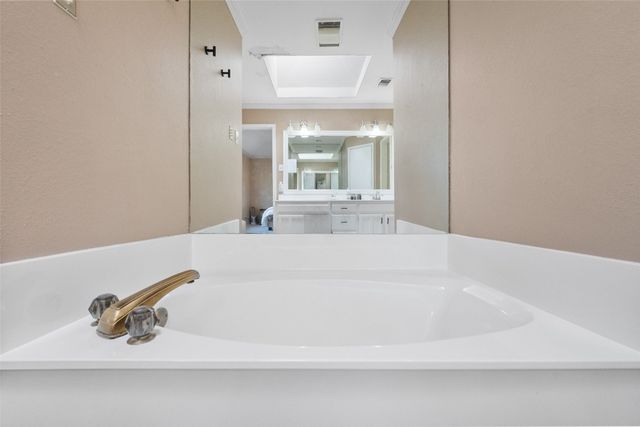 5008 Hawkins Cemetery Road, Arlington, TX 76017