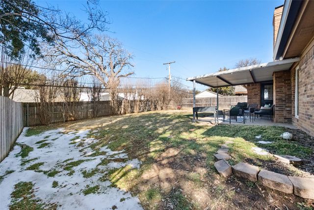 5008 Hawkins Cemetery Road, Arlington, TX 76017