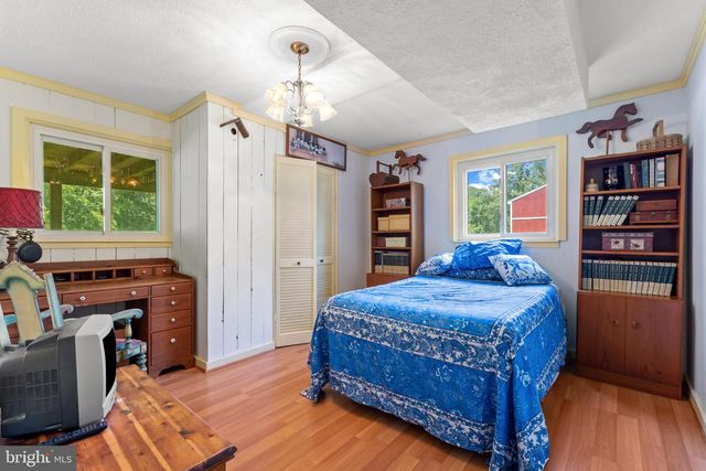 8026 BURWELL RD, Catlett, VA 20119