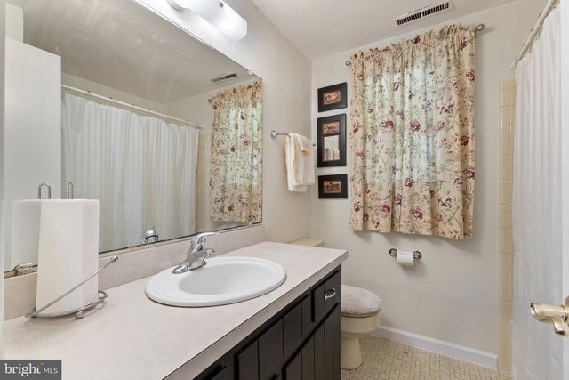 8026 BURWELL RD, Catlett, VA 20119