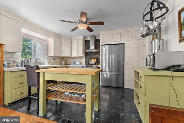 8026 BURWELL RD, Catlett, VA 20119