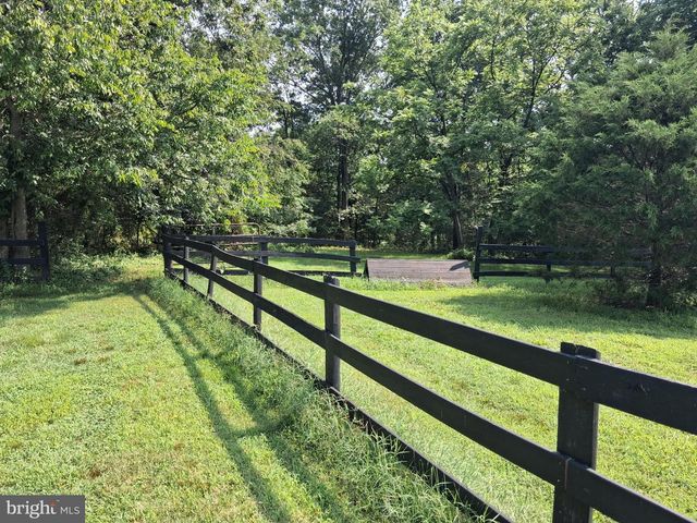 8026 BURWELL RD, Catlett, VA 20119