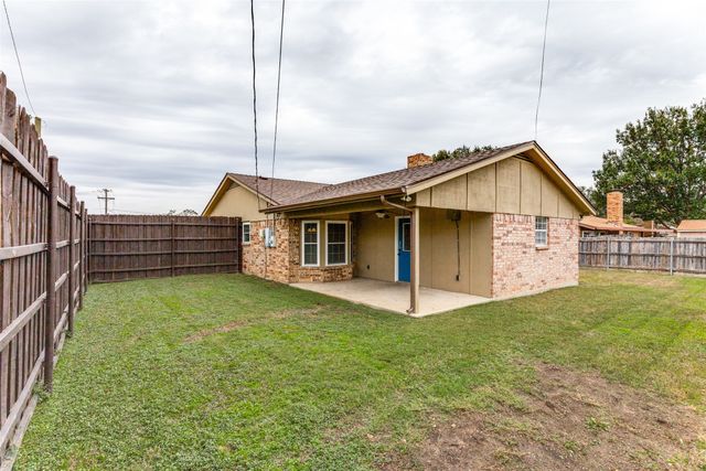 5900 Oak Hill Road, Watauga, TX 76148