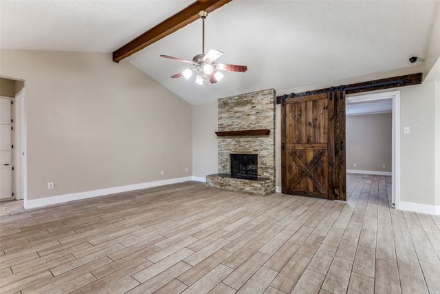 5900 Oak Hill Road, Watauga, TX 76148