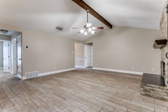 5900 Oak Hill Road, Watauga, TX 76148