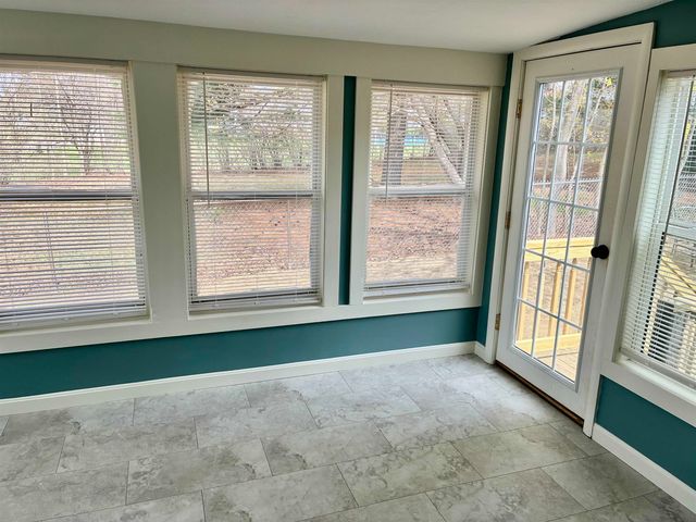 1 Sunset Avenue, Allenstown, NH 03275