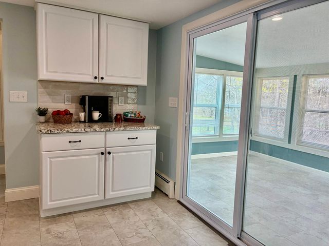 1 Sunset Avenue, Allenstown, NH 03275