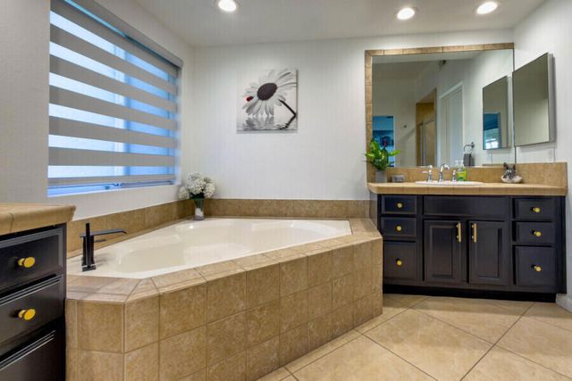 191 Desert Falls Drive E, Palm Desert, CA 92211