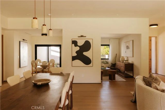 5313 Crebs Avenue, Tarzana, CA 91356