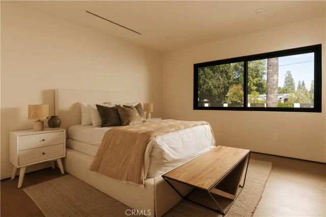5313 Crebs Avenue, Tarzana, CA 91356