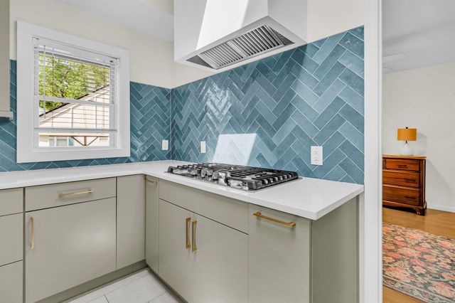 4950 N Rhett Avenue, North Charleston, SC 29405