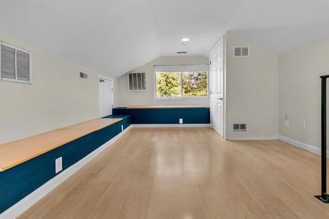 4950 N Rhett Avenue, North Charleston, SC 29405
