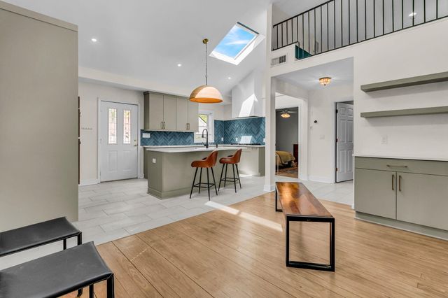 4950 N Rhett Avenue, North Charleston, SC 29405