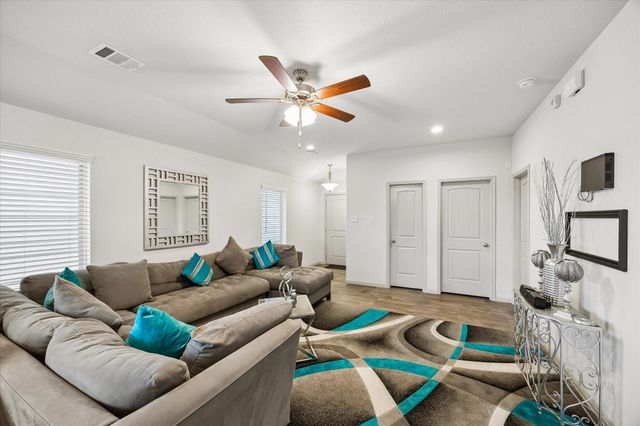 7931 Tuscan Cypress Drive, Cypress, TX 77433