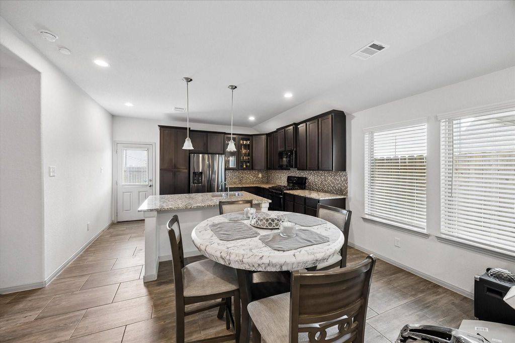 7931 Tuscan Cypress Drive, Cypress, TX 77433