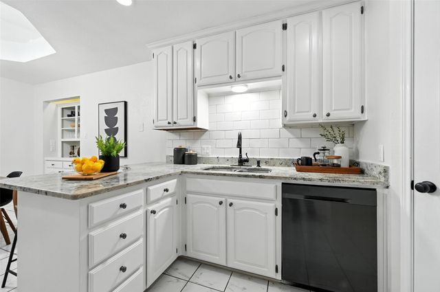 8841 Hidden Hill Drive, Fort Worth, TX 76179